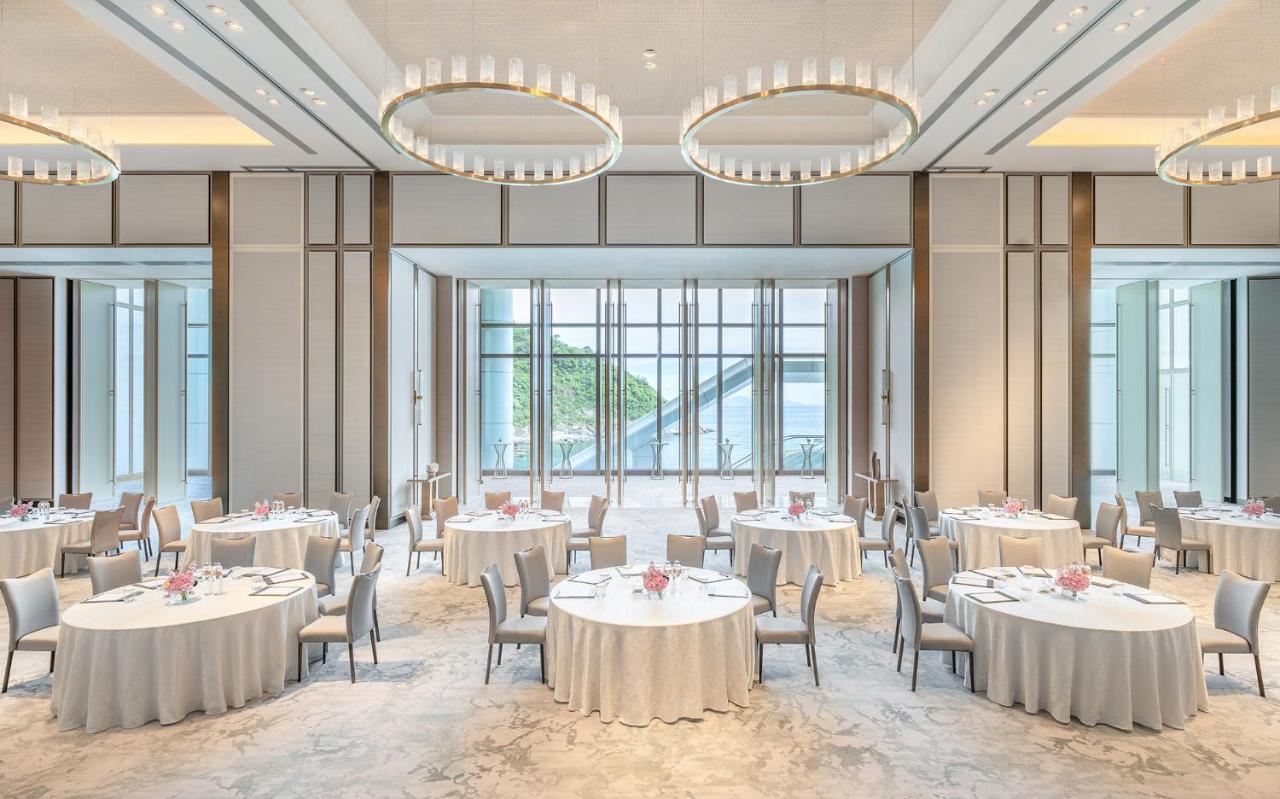 The Fullerton Ocean Park Hotel Hongkong Buitenkant foto The ballroom